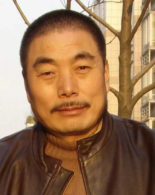 王家训老师的照片，单击鼠标查看大图！